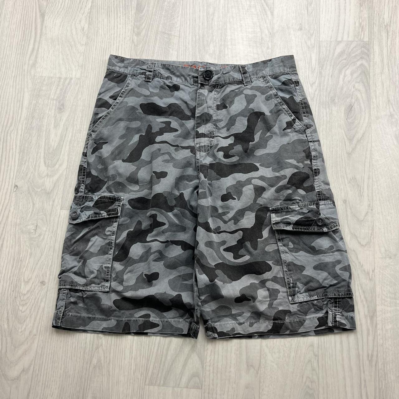 VINTAGE Y2K BAGGY CAMO CARGO SHORTS BLUE