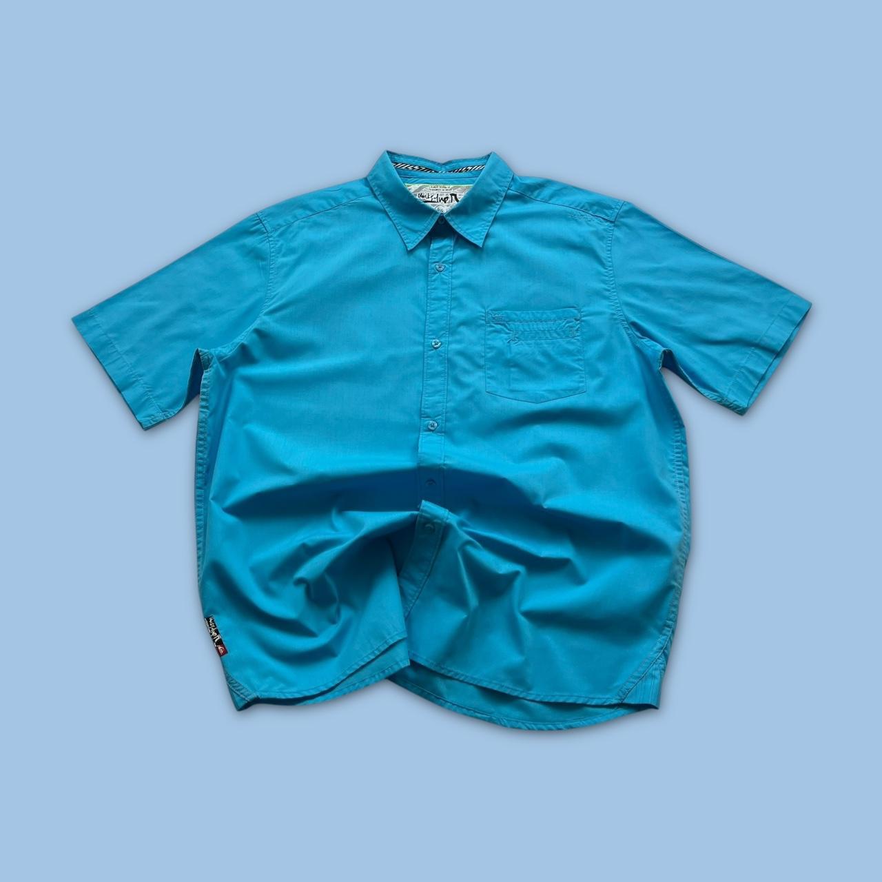 VINTAGE Y2K QUIKSILVER SHORT SLEEVE SHIRT BLUE