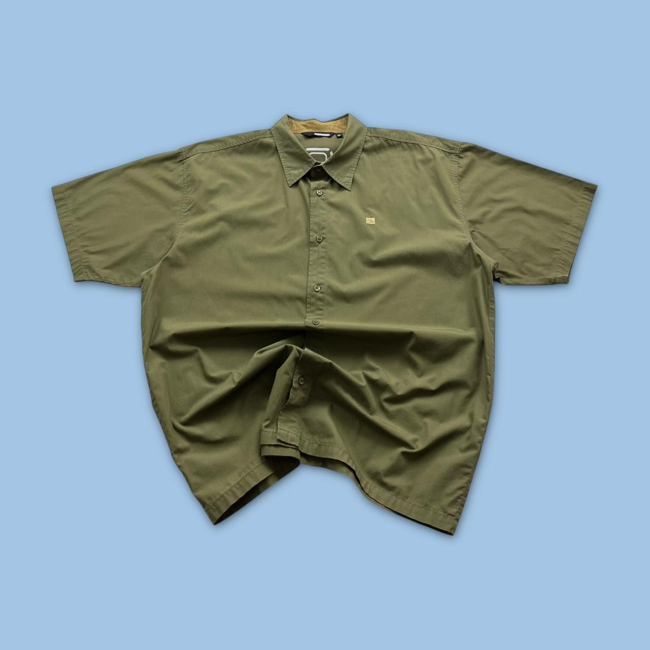 VINTAGE Y2K QUIKSILVER SHORT SLEEVE SHIRT KHAKI