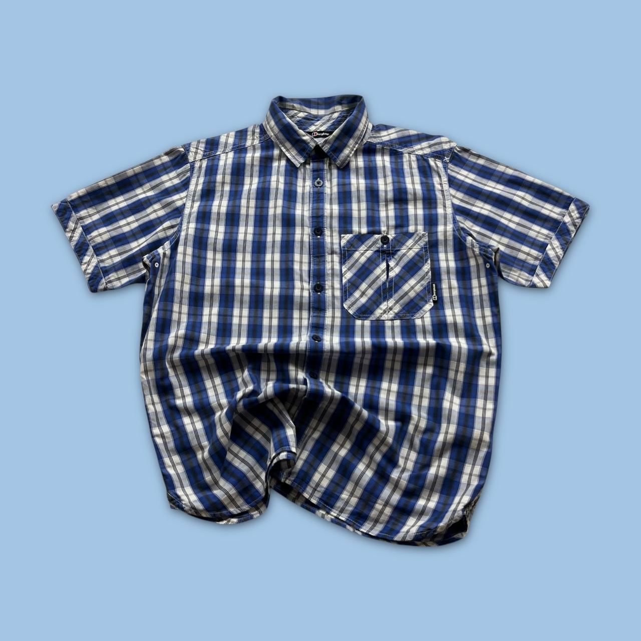 VINTAGE Y2K BERGHAUS CHECKERED SHORT SLEEVE SHIRT BLUE
