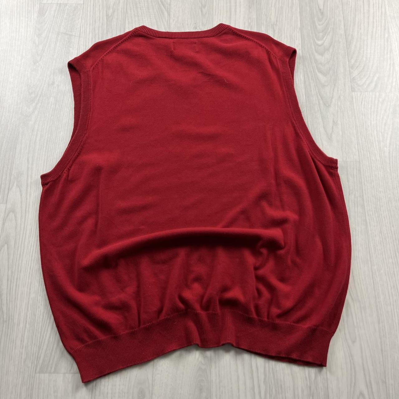 VINTAGE Y2K CHAPS KNITTED SWEATER VEST RED