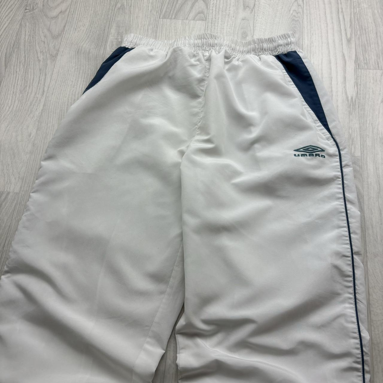 VINTAGE Y2K UMBRO BAGGY TRACKSUIT BOTTOMS WHITE