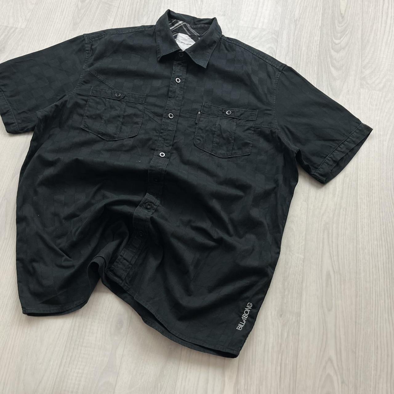 VINTAGE Y2K BILLABONG SHORT SLEEVE SHIRT BLACK
