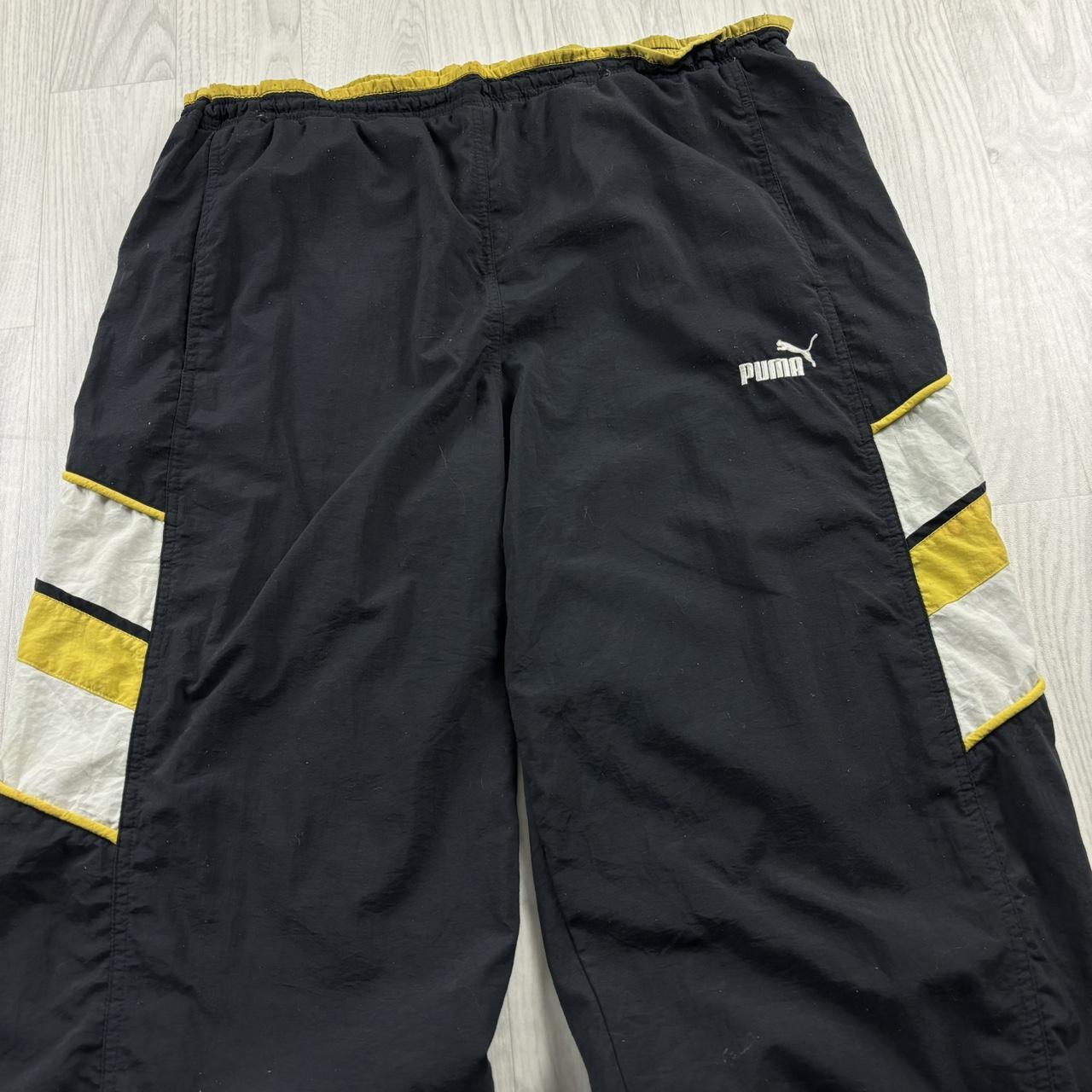 VINTAGE 90s PUMA BAGGY TRACKSUIT BOTTOMS BLACK