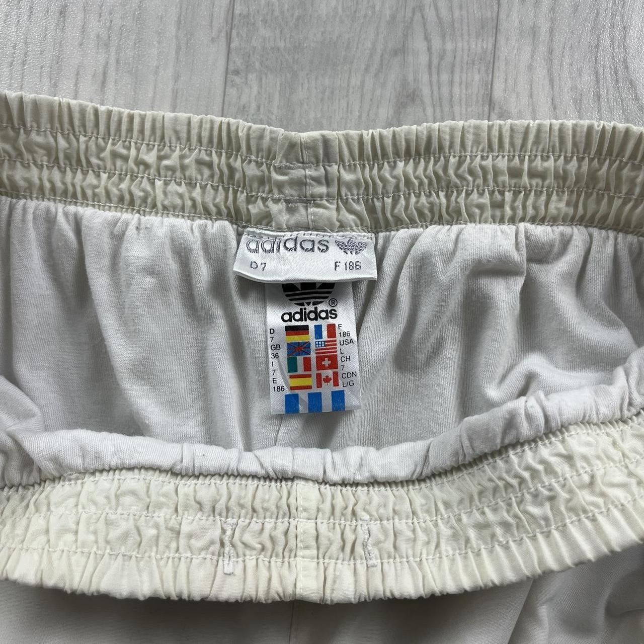 VINTAGE 90s ADIDAS BAGGY TRACKSUIT BOTTOMS WHITE (S)