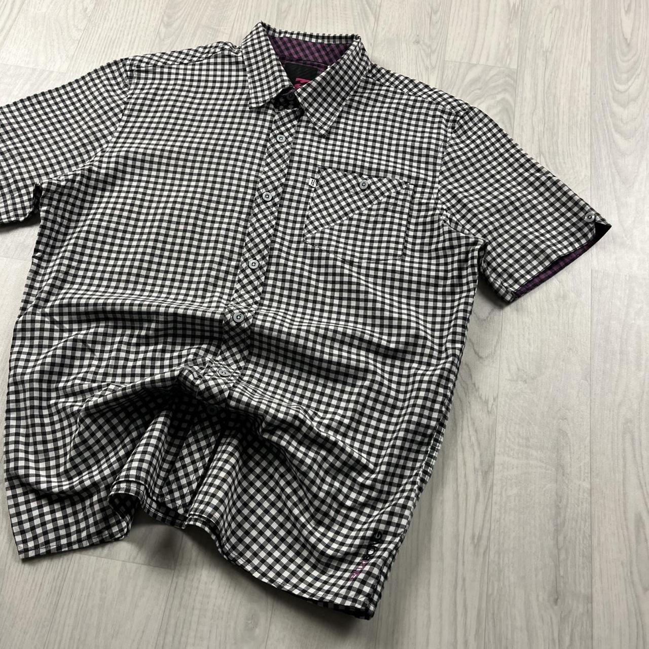 VINTAGE Y2K BILLABONG GINGHAM SHORT SLEEVE SHIRT BLACK WHITE