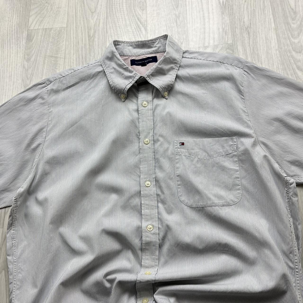 VINTAGE Y2K TOMMY HILFIGER STRIPED SHORT SLEEVE SHIRT WHITE