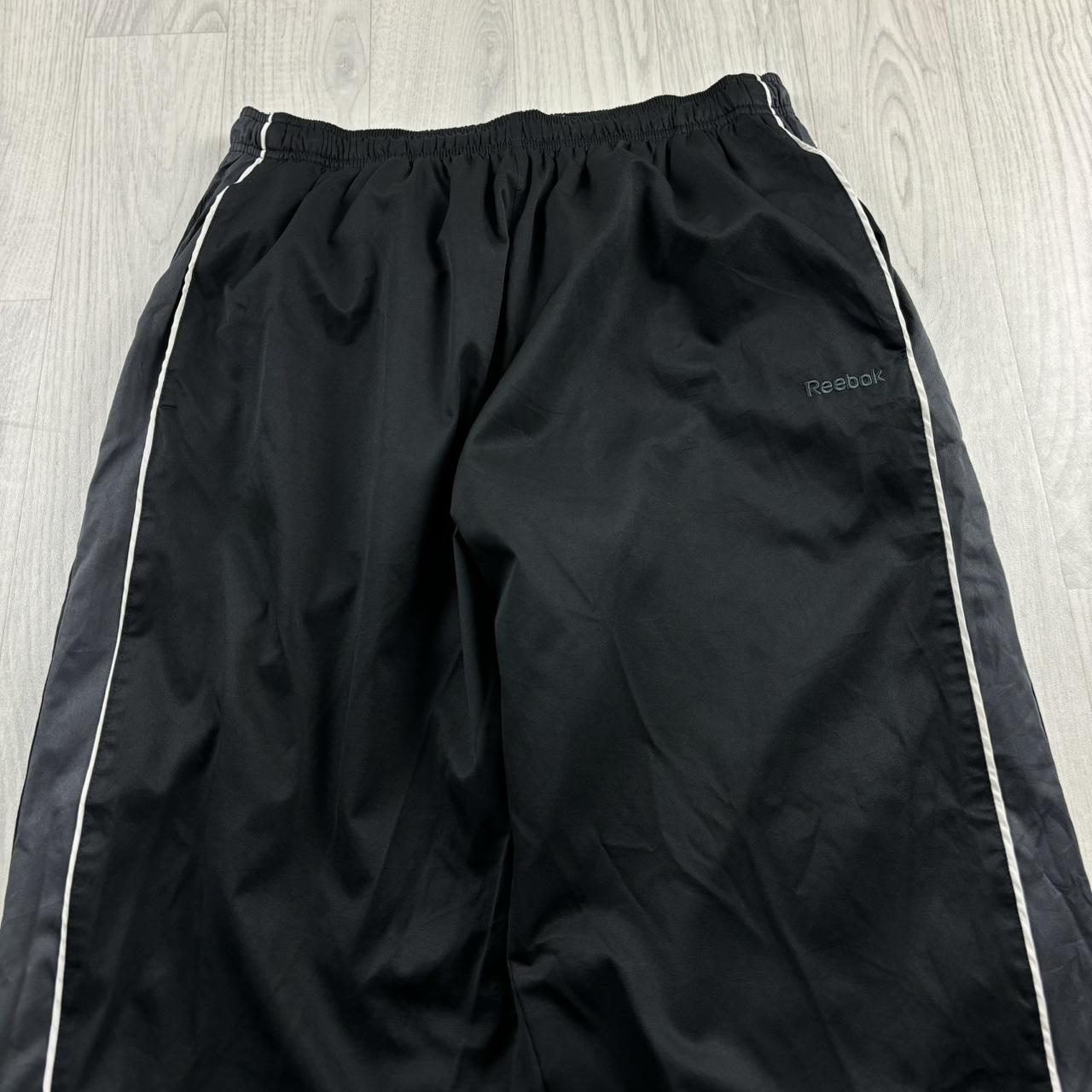 VINTAGE 00s REEBOK BAGGY TRACKSUIT BOTTOMS BLACK