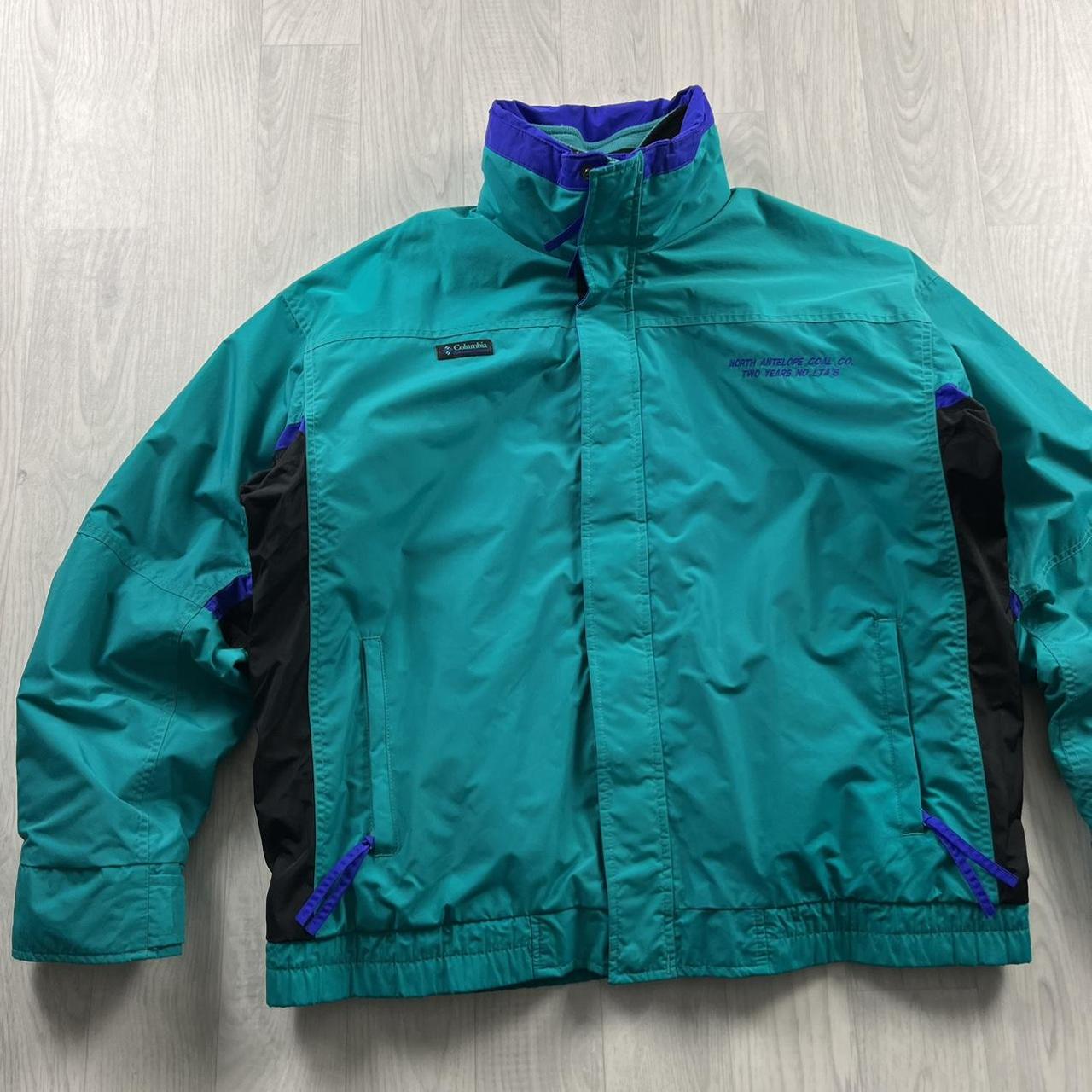 VINTAGE 00s COLUMBIA TECHNICAL HEAVY JACKET GREEN