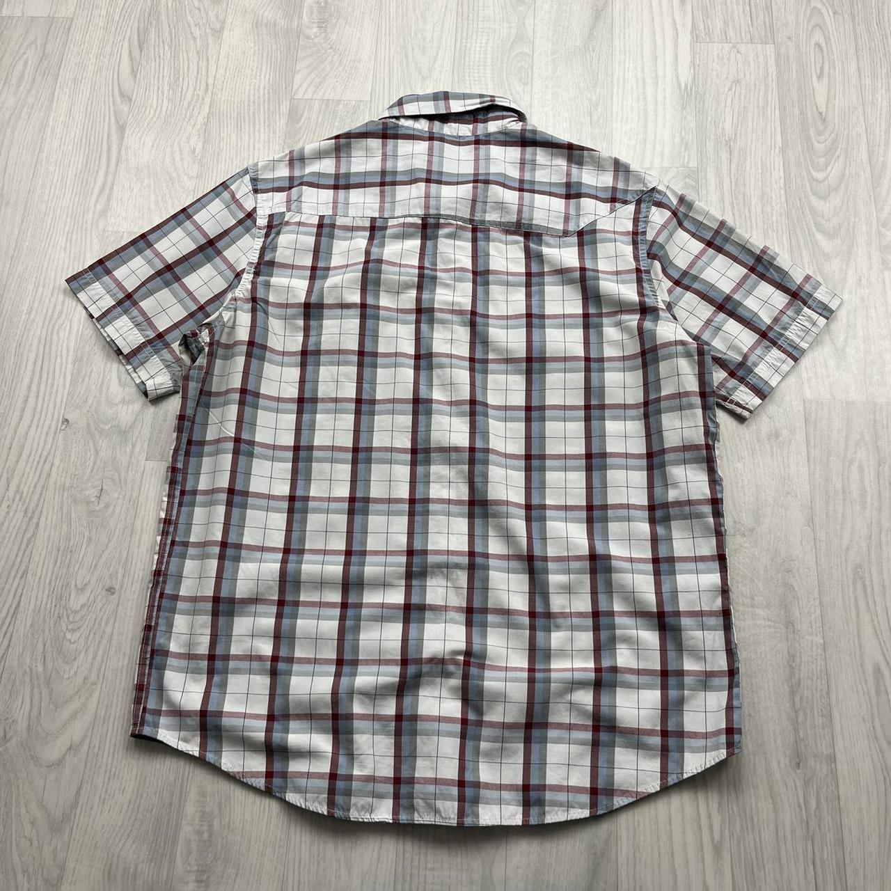 VINTAGE Y2K FOX CHECKERED SHORT SLEEVE BUTTON UP SHIRT WHITE