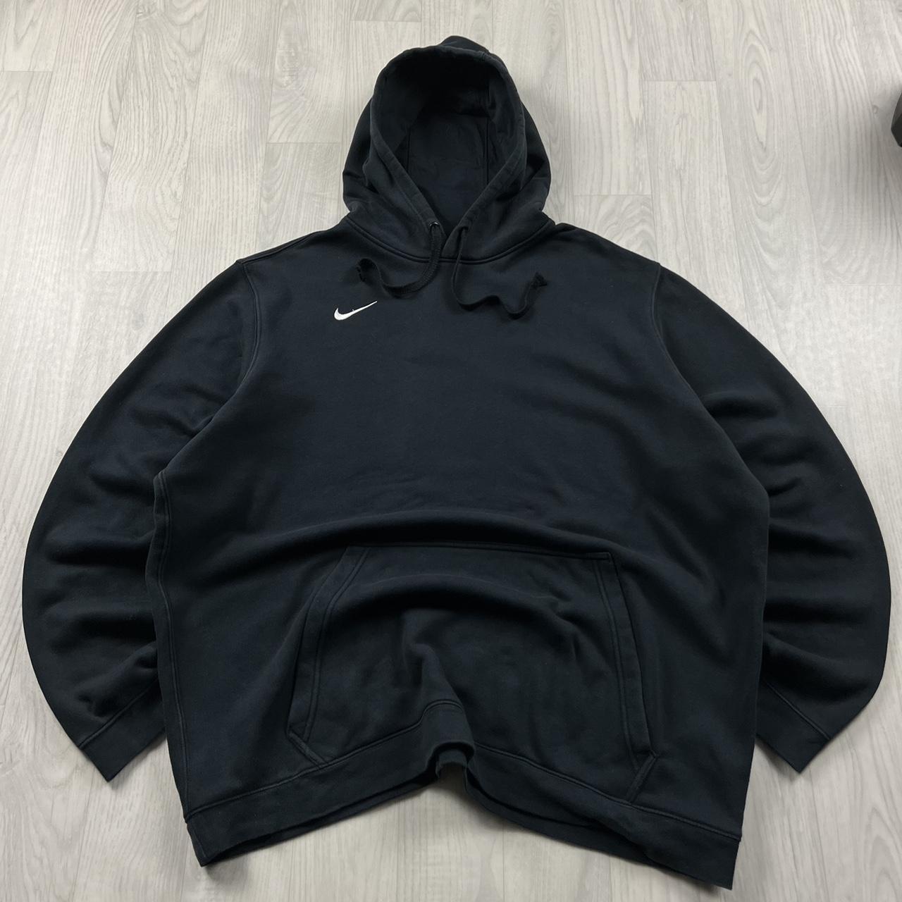 VINTAGE Y2K NIKE HOODIE BLACK