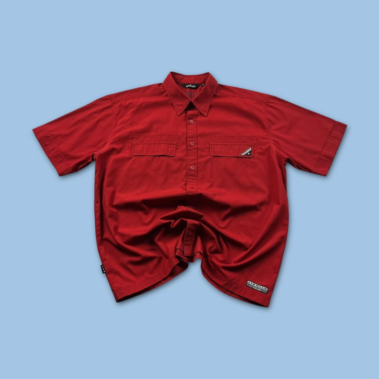 VINTAGE Y2K AIRWALK SHORT SLEEVE SHIRT RED