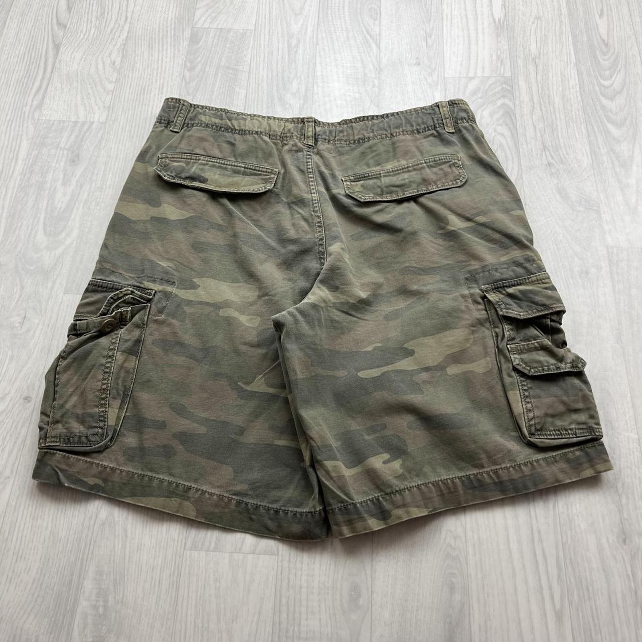 VINTAGE Y2K FADED GLORY BAGGY CAMO CARGO SHORTS KHAKI