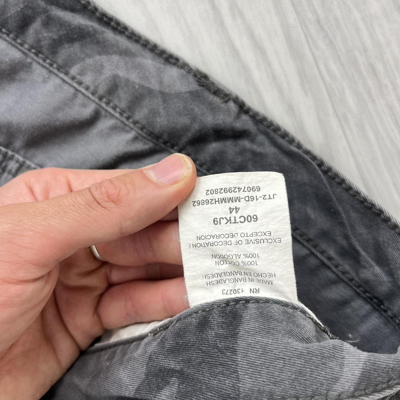 VINTAGE Y2K WRANGLER BAGGY CAMO CARGO SHORTS GREY