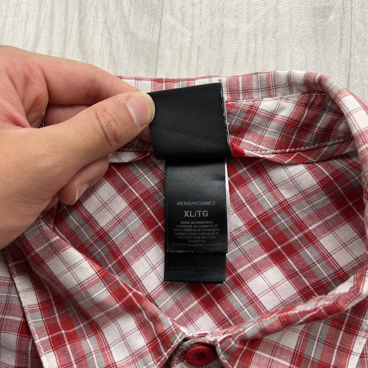 VINTAGE Y2K THE NORTH FACE CHECKERED SHORT SLEEVE BUTTON UP SHIRT RED