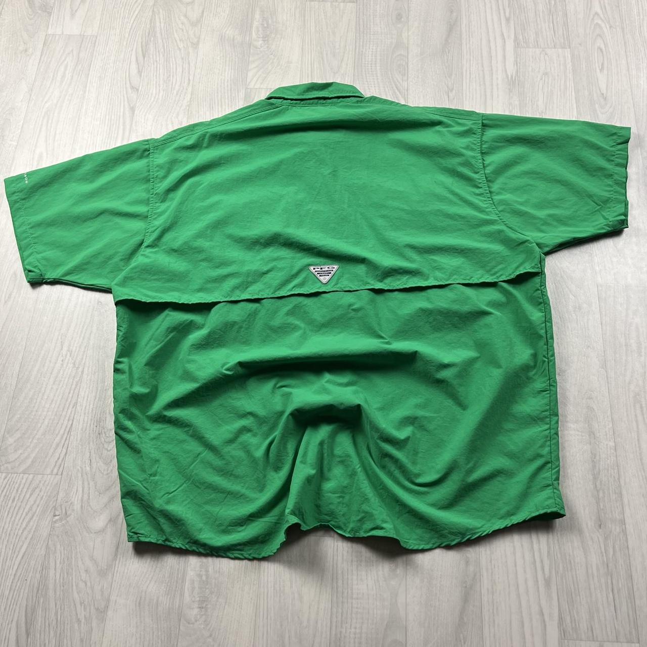 VINTAGE Y2K COLUMBIA UTILITY SHORT SLEEVE SHIRT GREEN