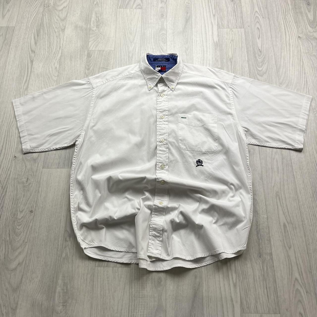 VINTAGE Y2K TOMMY HIFILGER SHORT SLEEVE BUTTON UP SHIRT WHITE