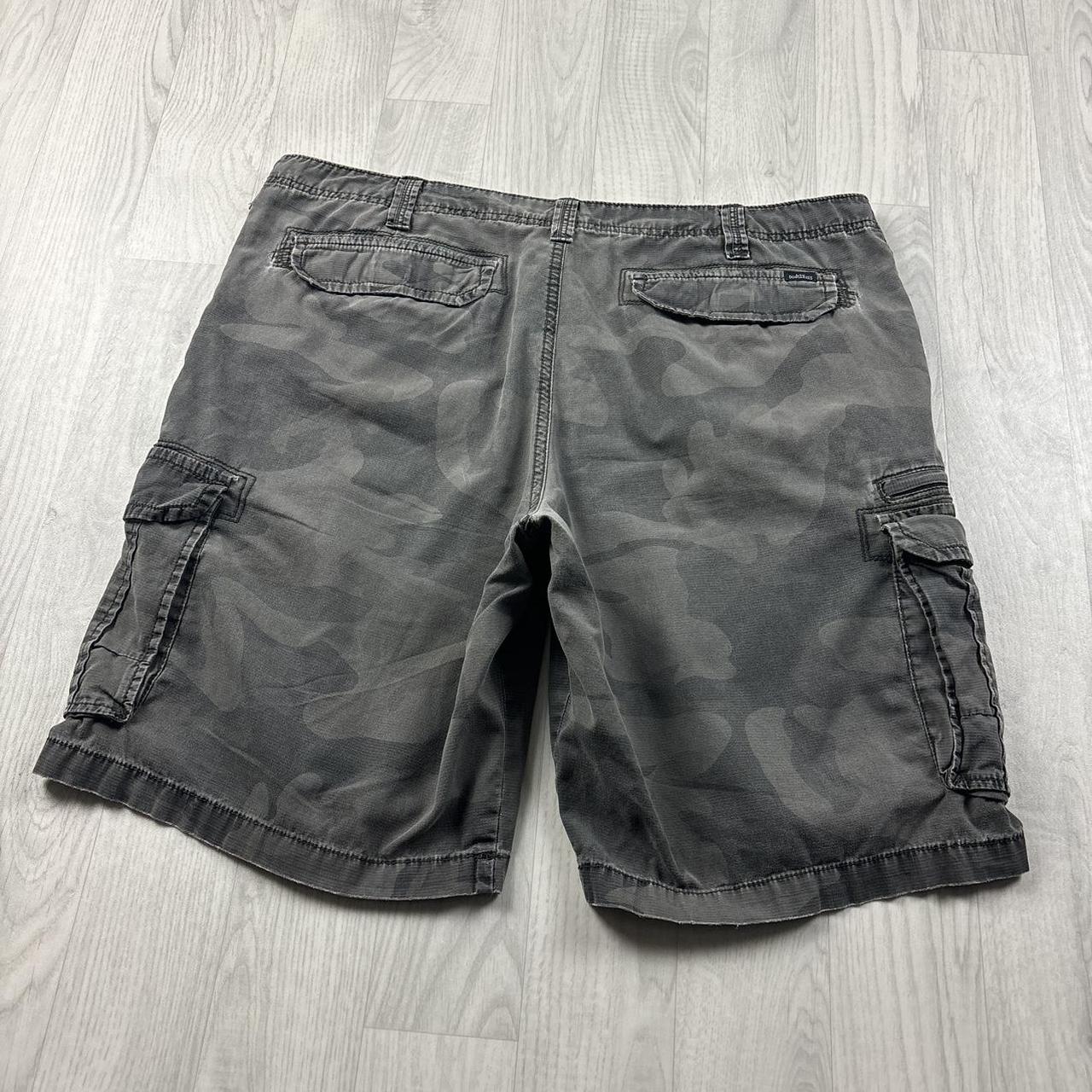 VINTAGE Y2K LEE BAGGY LOOSE CAMO SHORTS GREY