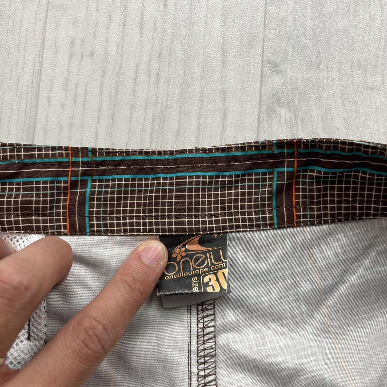 VINTAGE Y2K O’NEILL BAGGY CHECKERED BOARD SHORTS BROWN