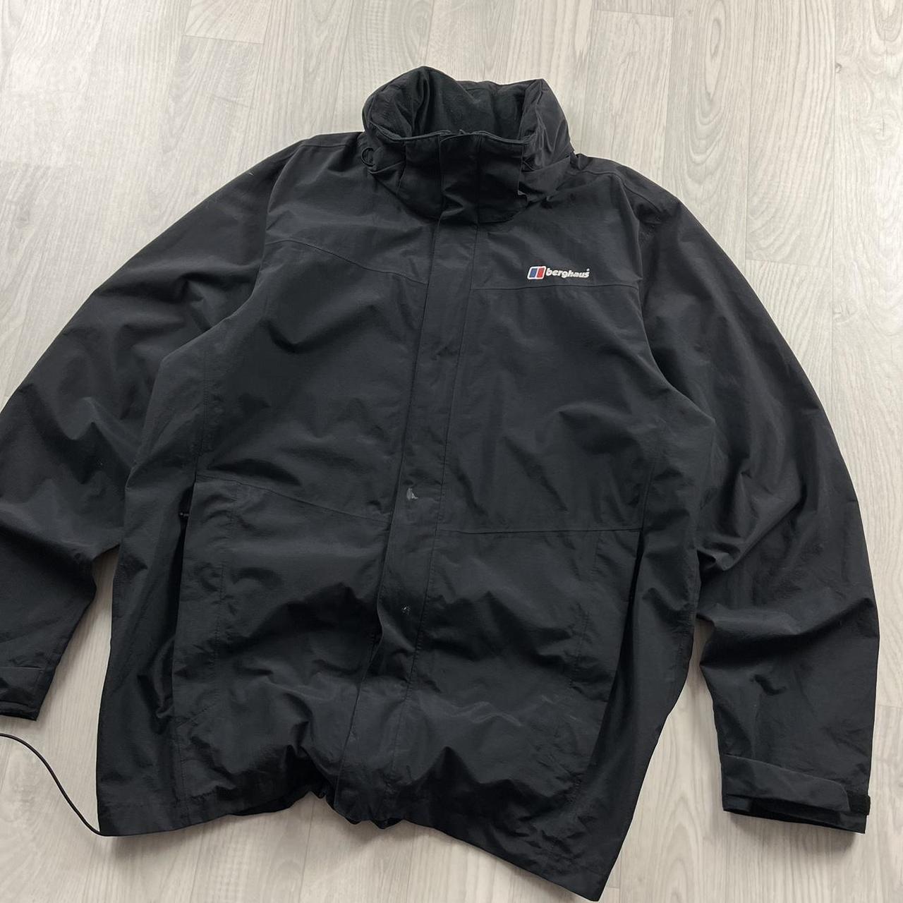 VINTAGE 00s BERGHAUS TECHNICAL HOODED JACKET BLACK