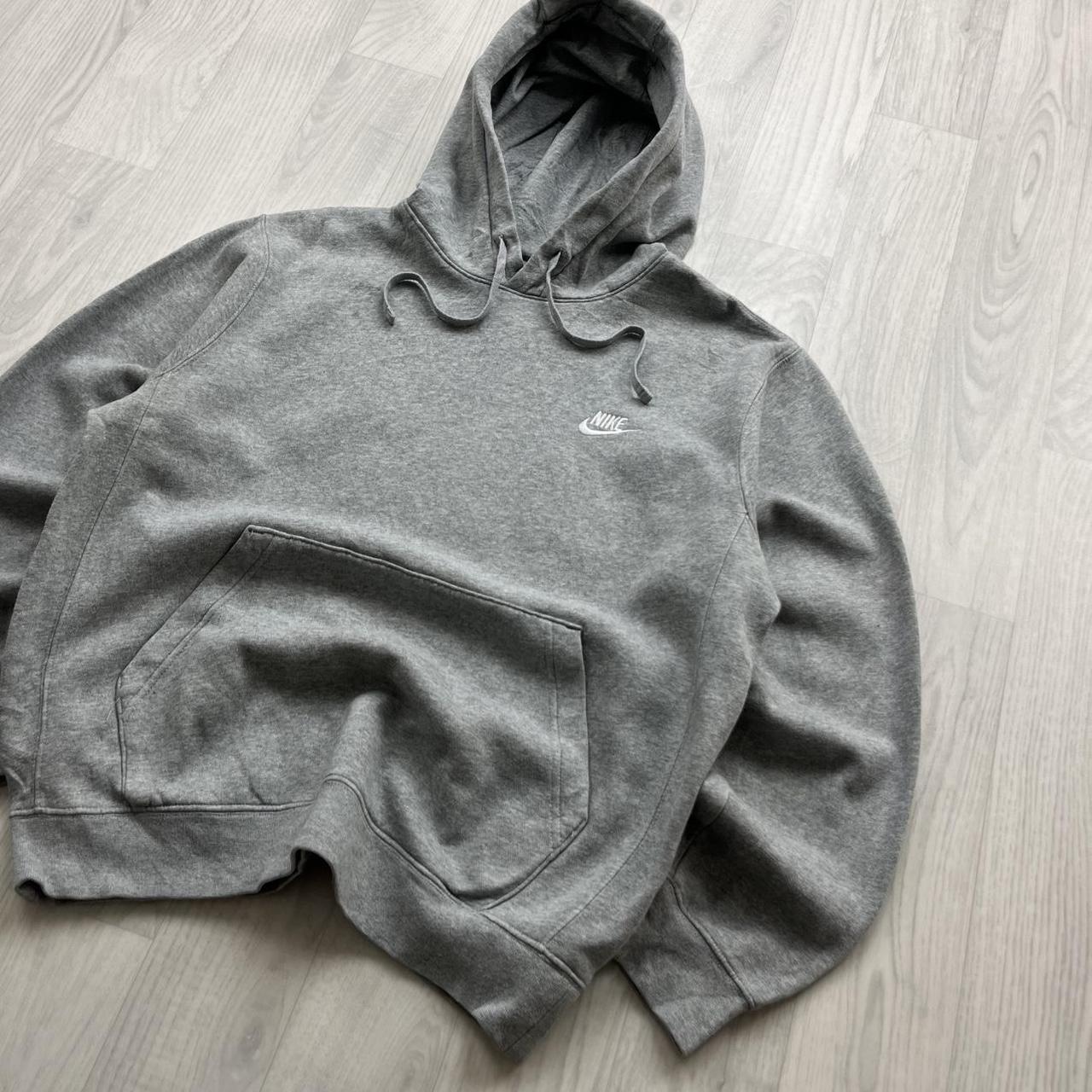 VINTAGE Y2K NIKE HOODIE GREY