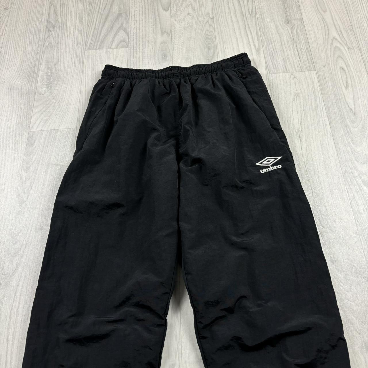 UMBRO FLEECE LINED TRACKSUIT BOTTOMS BLACK