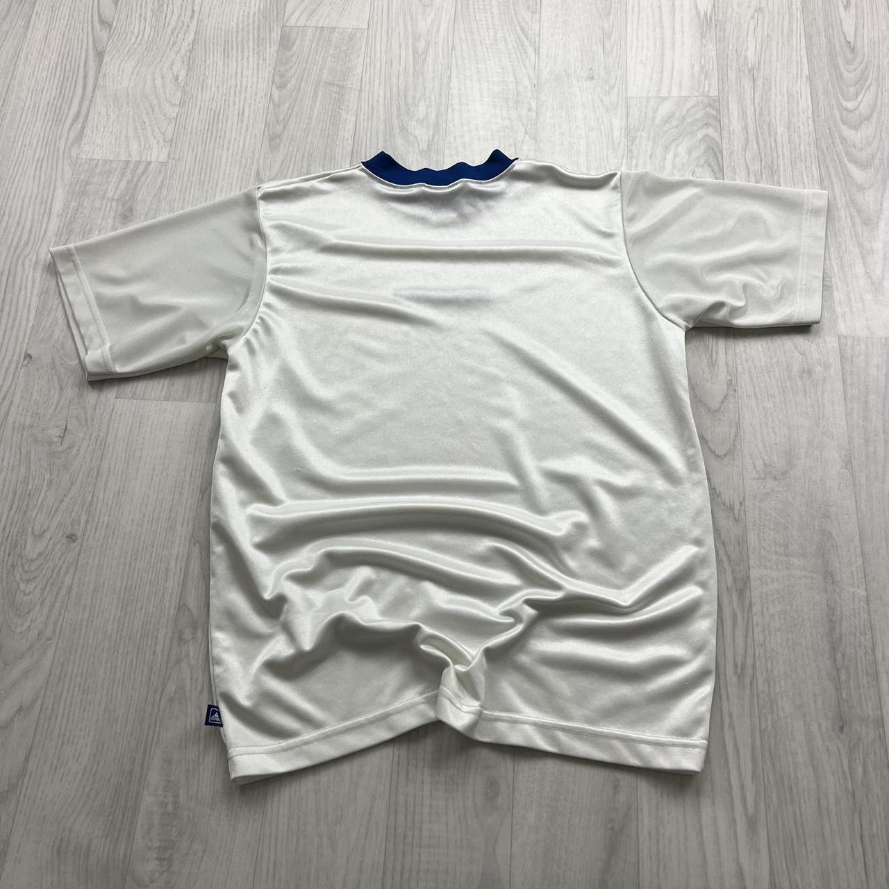 VINTAGE Y2K ADIDAS SPELL OUT T SHIRT WHITE