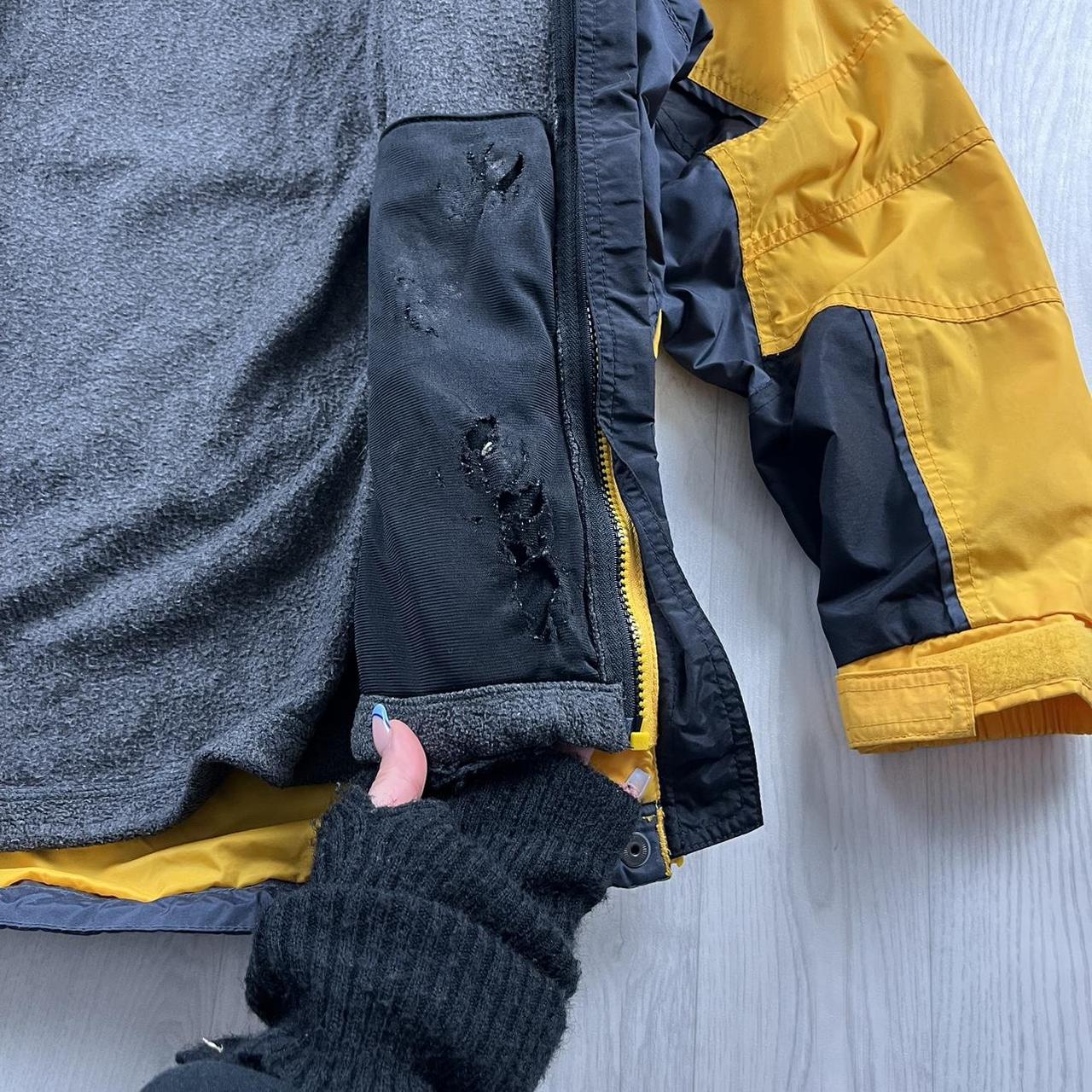 VINTAGE 00s COLUMBIA TECHNICAL HEAVY JACKET YELLOW