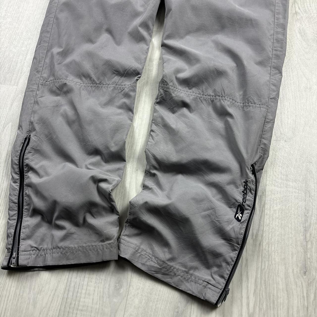 VINTAGE Y2K REEBOK STRAIGHT LEG TRACKSUIT BOTTOMS GREY