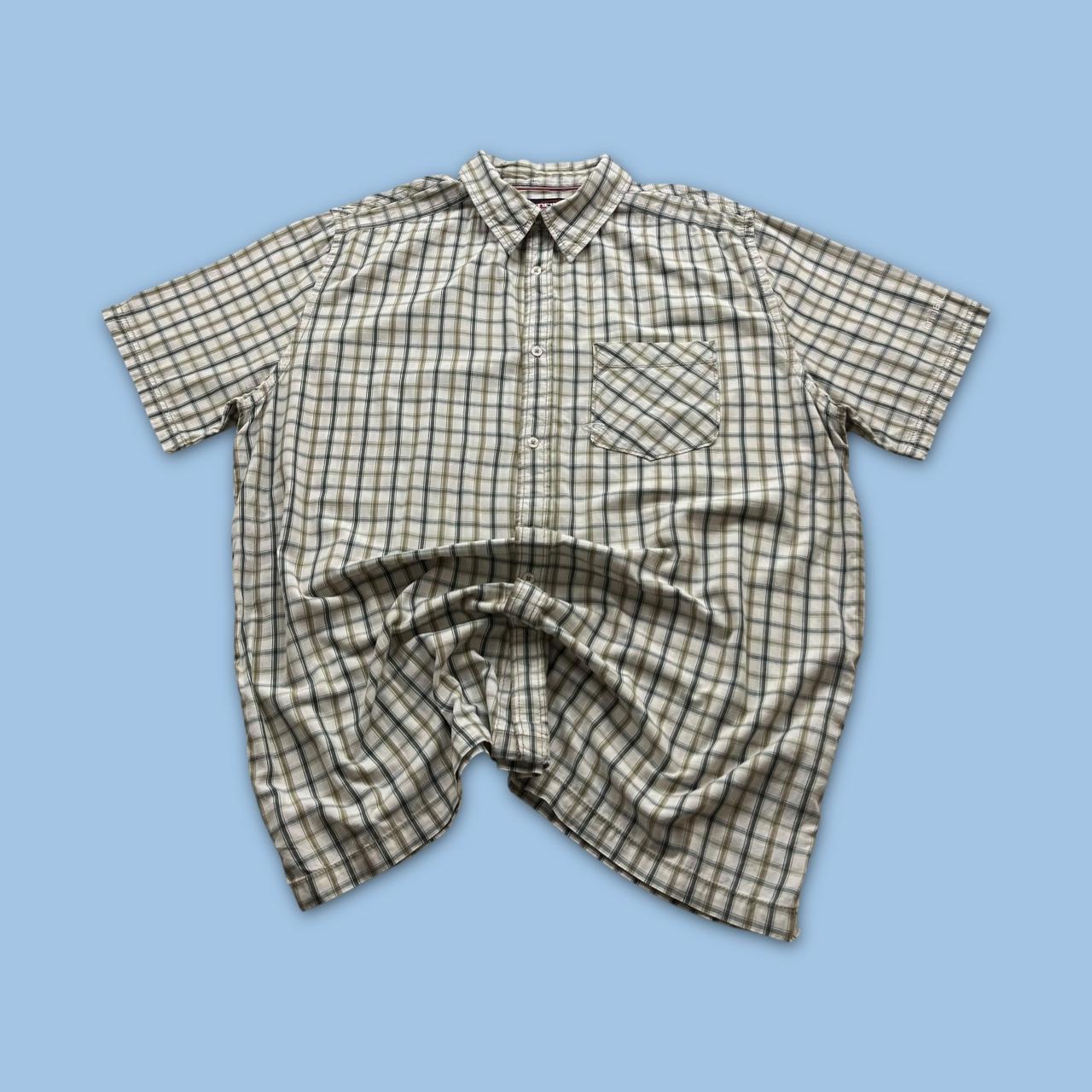 VINTAGE Y2K O’NEILL CHECKERED SHORT SLEEVE SHIRT