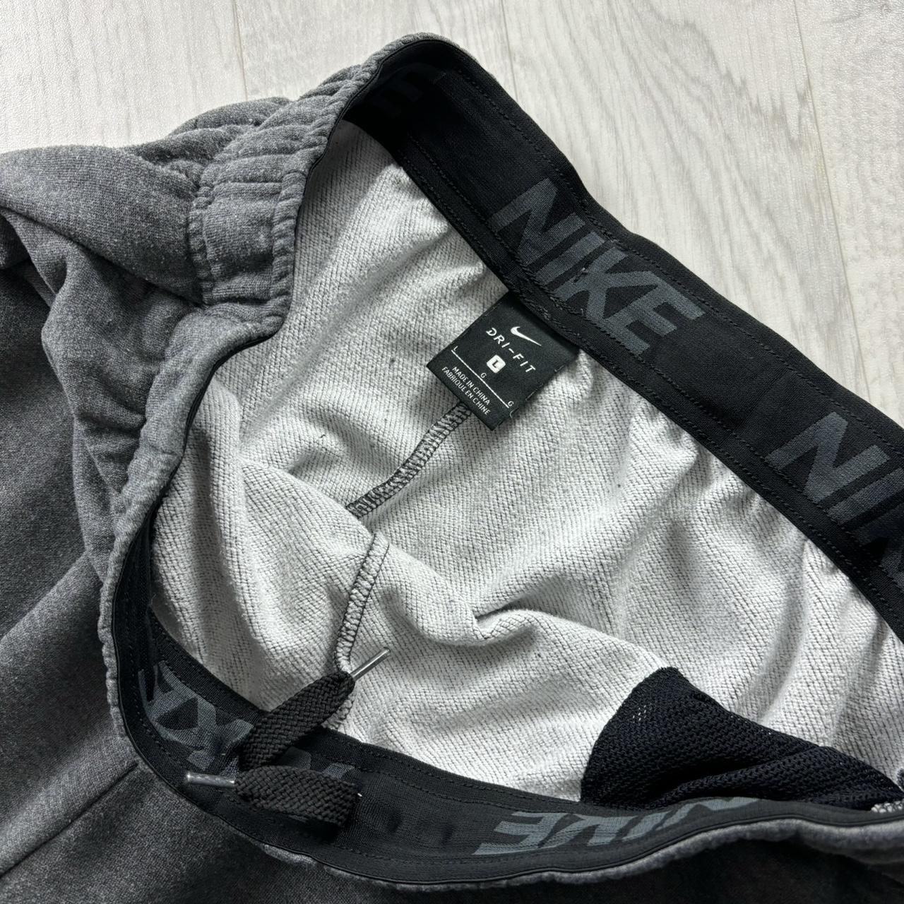 NIKE DRI FIT SWEATPANTS GREY