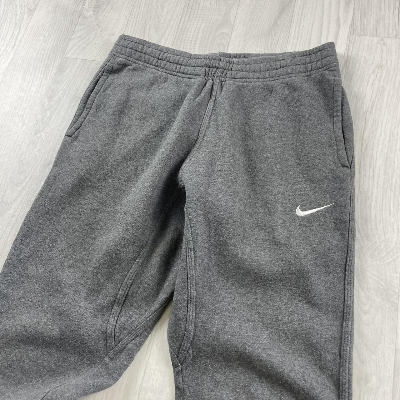 NIKE STRAIGHT LEG SWEATPANTS CHARCOAL GREY (M)