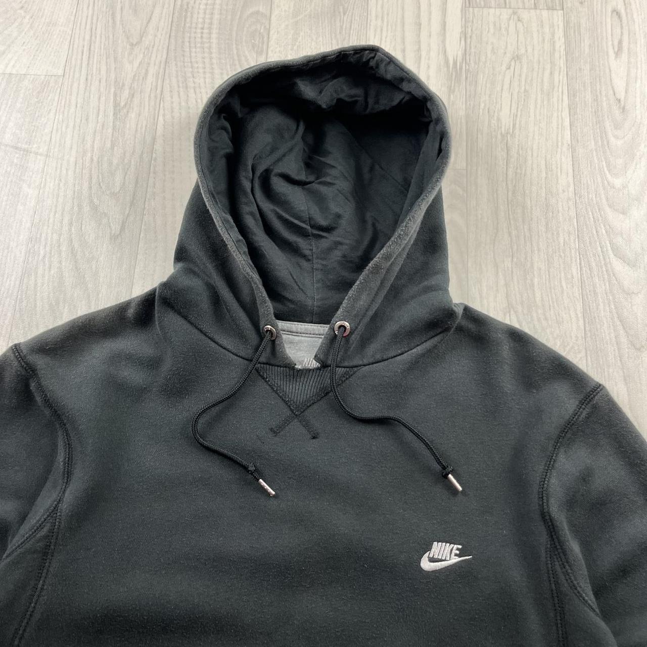 VINTAGE Y2K NIKE HOODIE BLACK