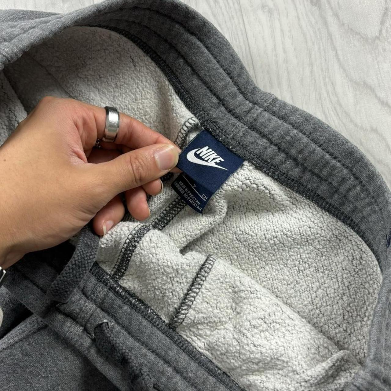 NIKE BAGGY SWEATPANTS GREY (S)