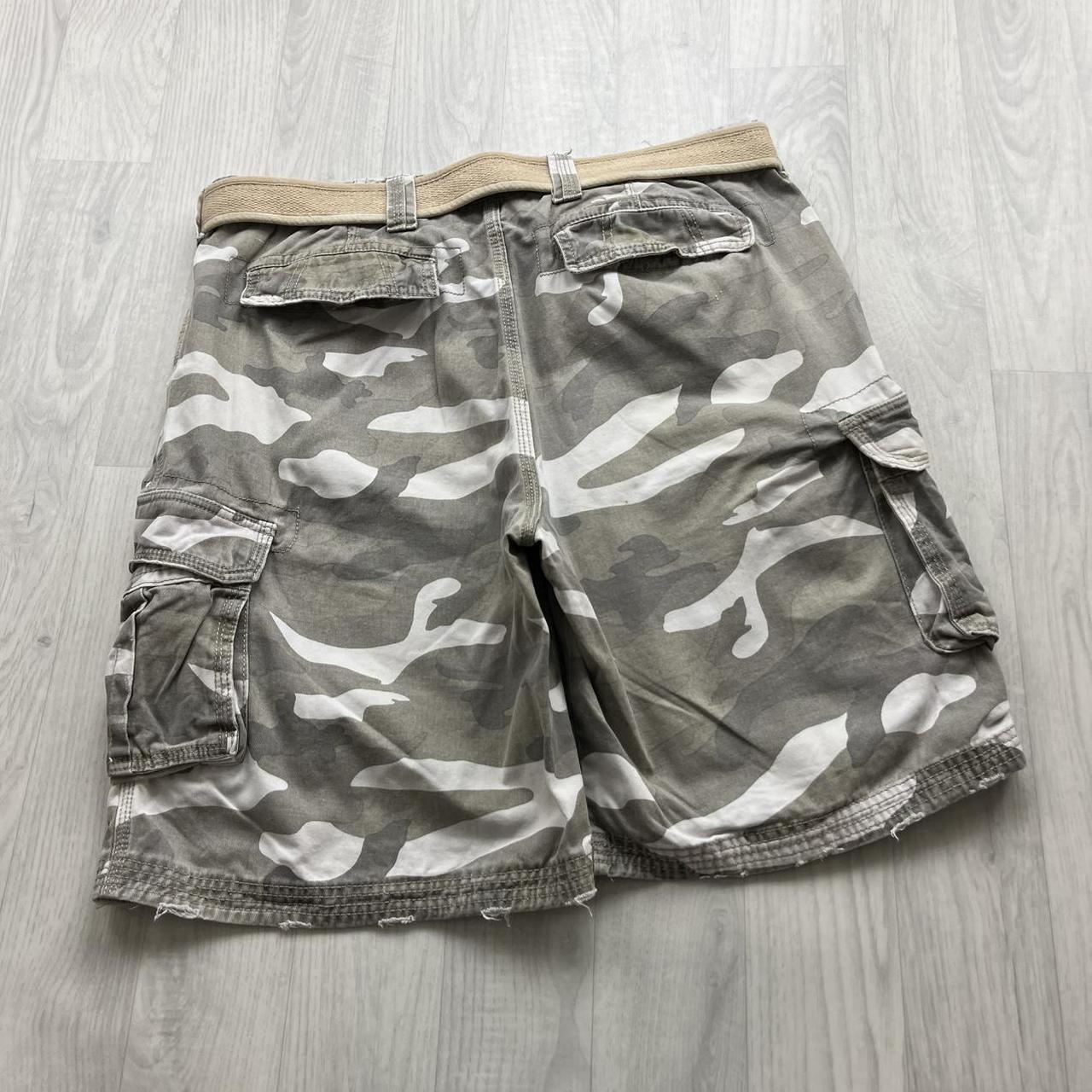 VINTAGE Y2K BAGGY LOOSE CAMO CARGO SHORTS