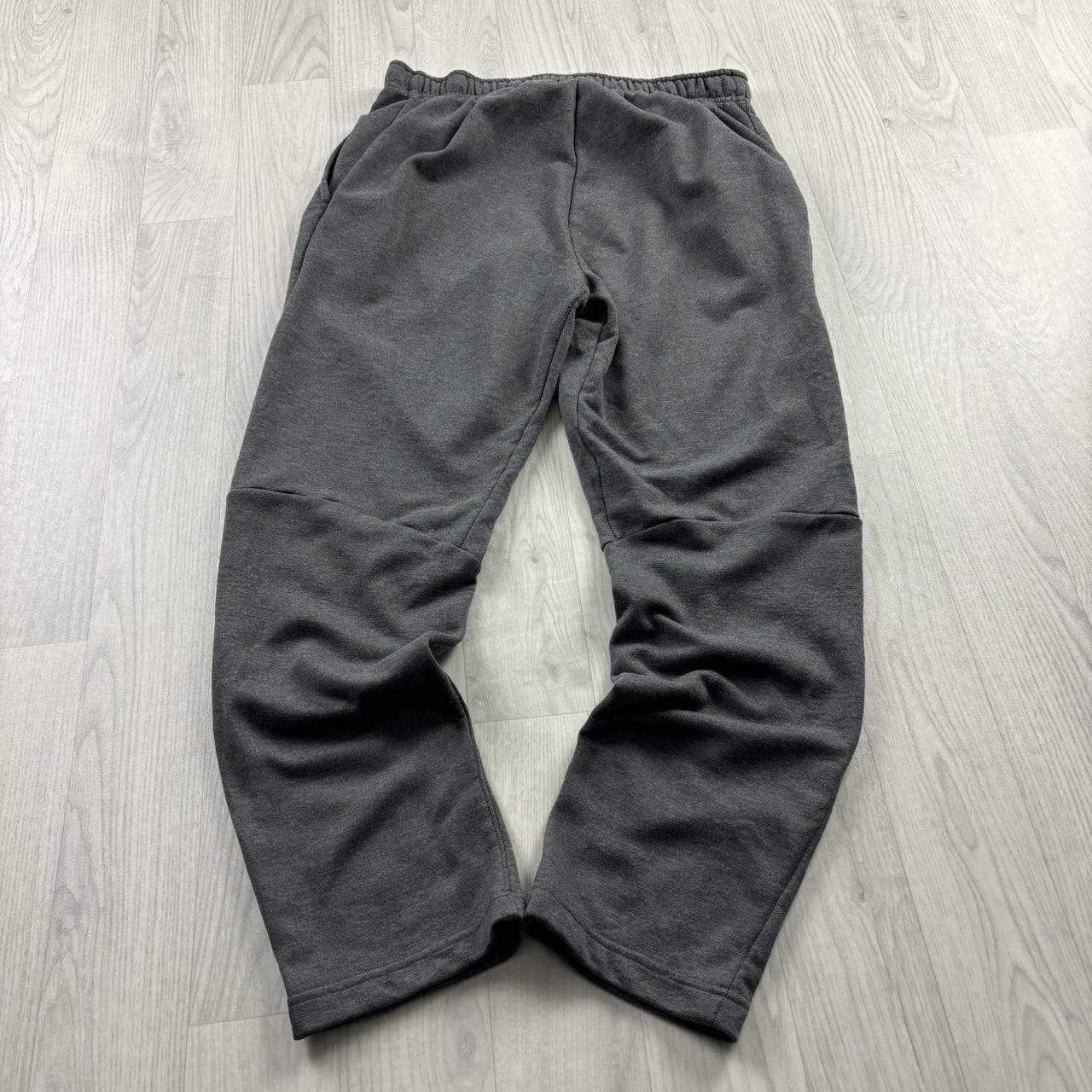 NIKE DRI FIT SWEATPANTS GREY