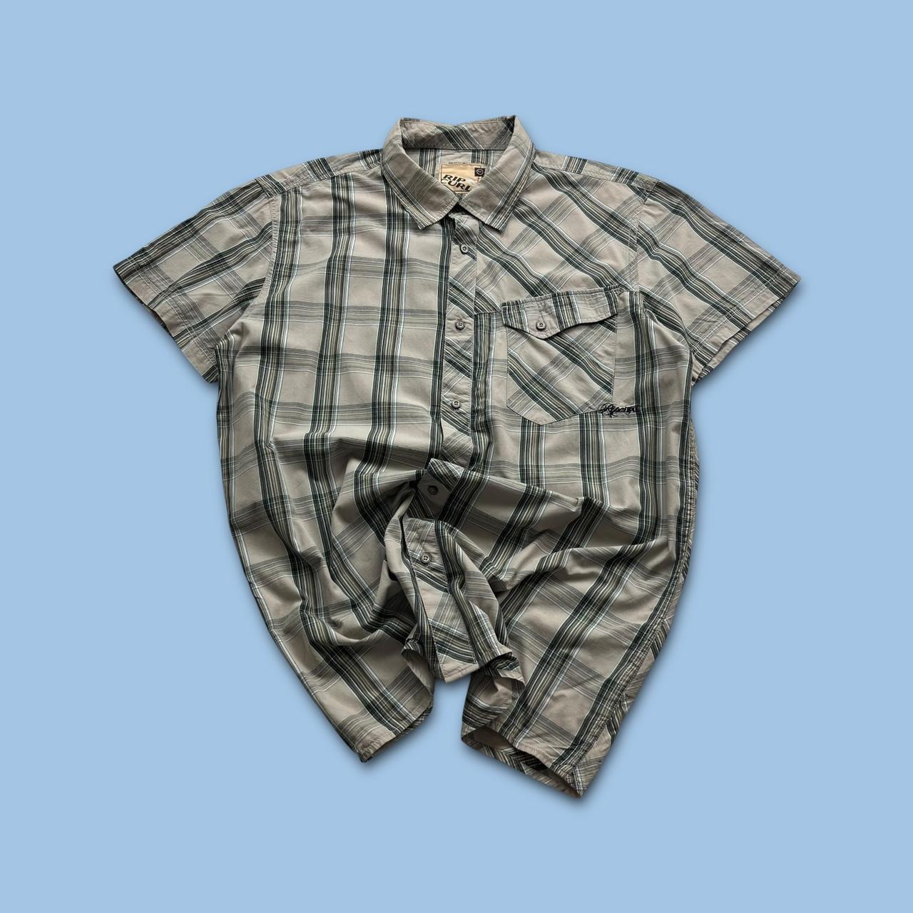 VINTAGE Y2K RIP CURL PLAID SHORT SLEEVE BUTTON UP SHIRT BEIGE