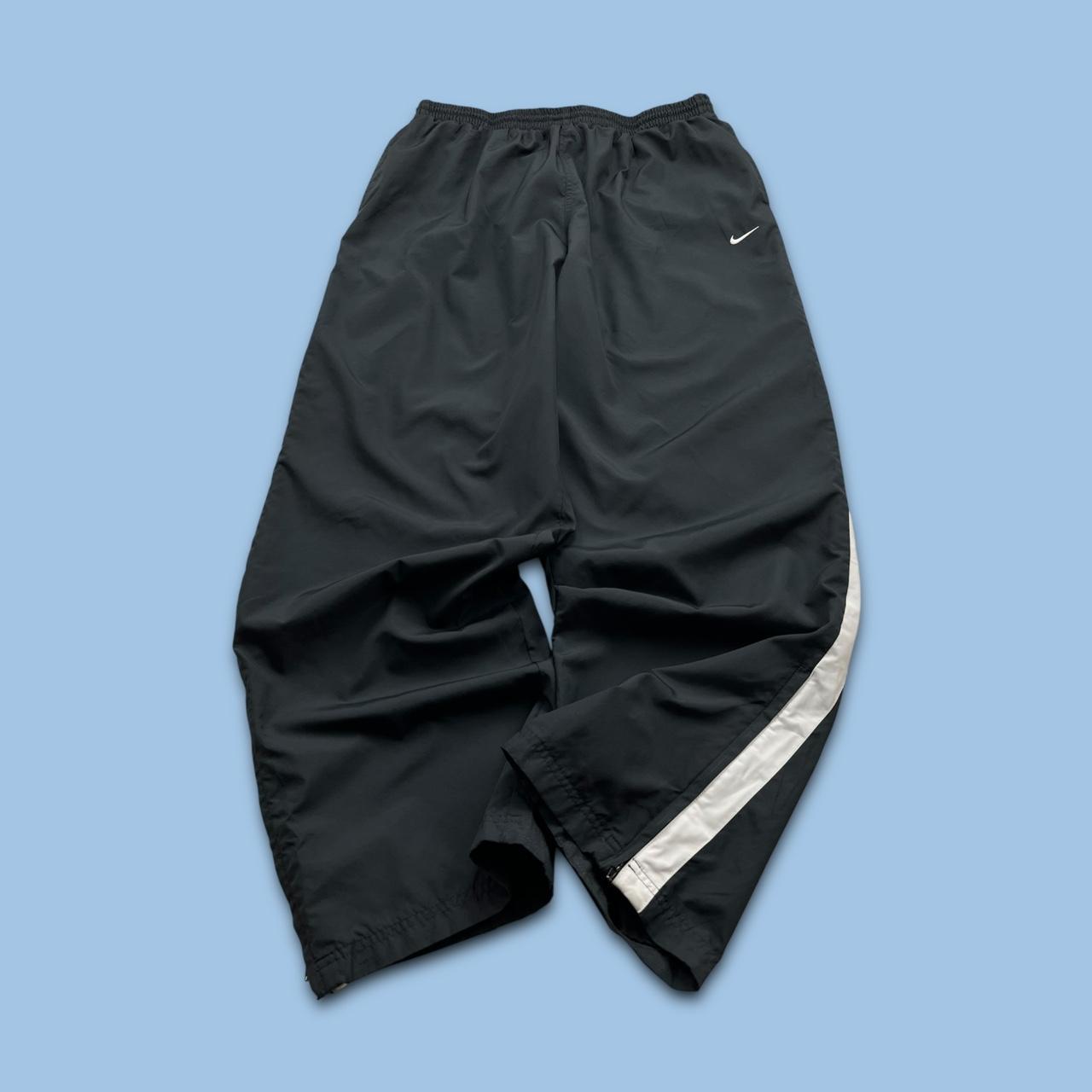 VINTAGE Y2K NIKE SIDE STRIPE BAGGY TRACKSUIT BOTTOMS BLACK