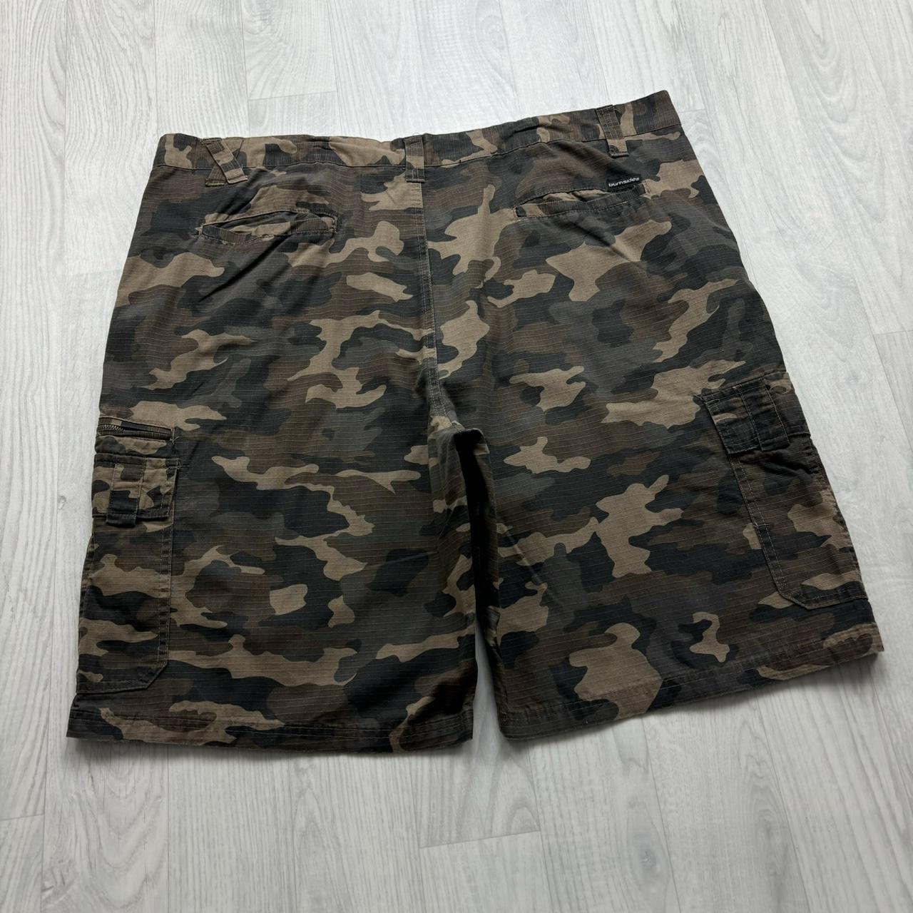 VINTAGE Y2K BURNSIDE BAGGY LOOSE CAMO SHORTS