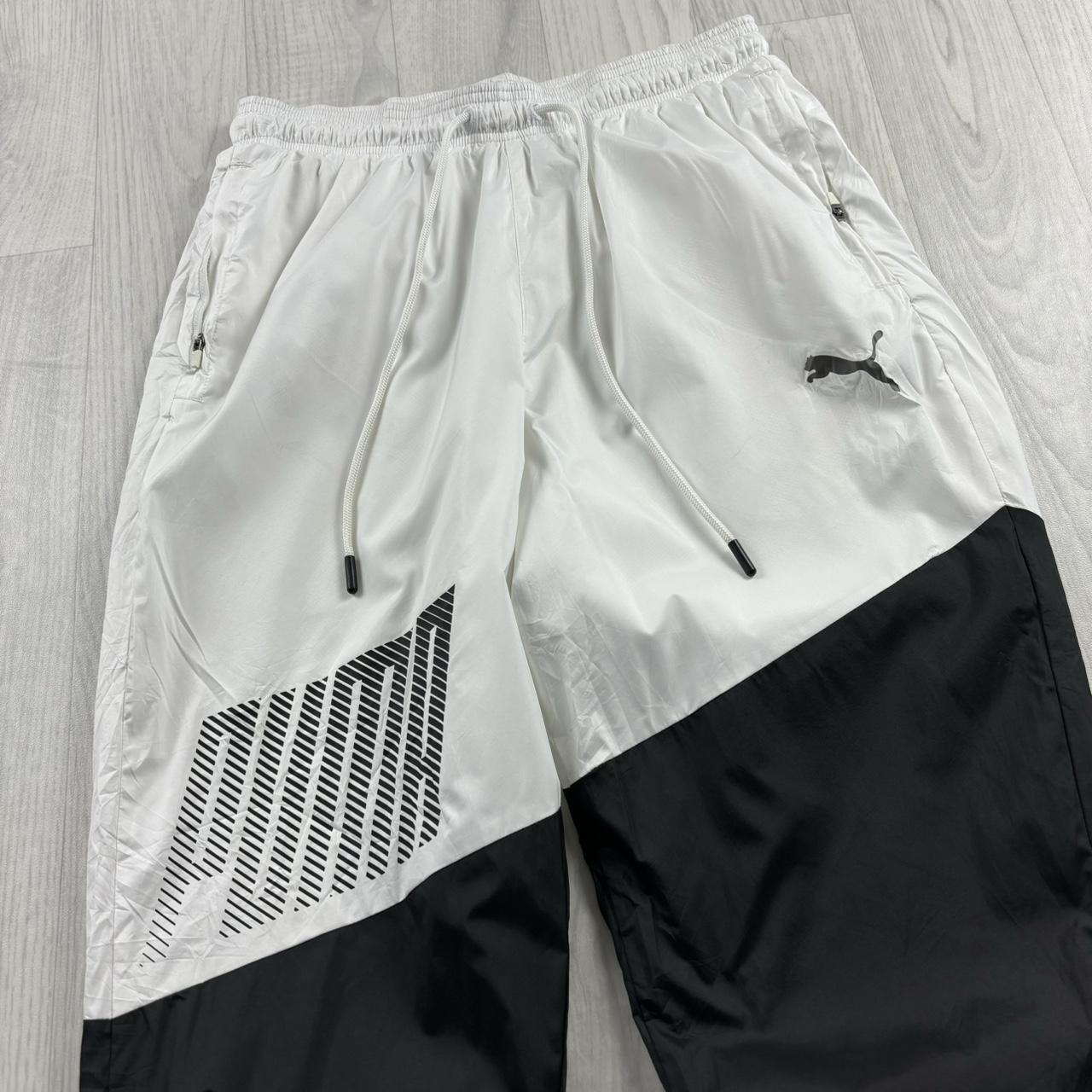 PUMA BAGGY TRACKSUIT BOTTOMS BLACK / WHITE