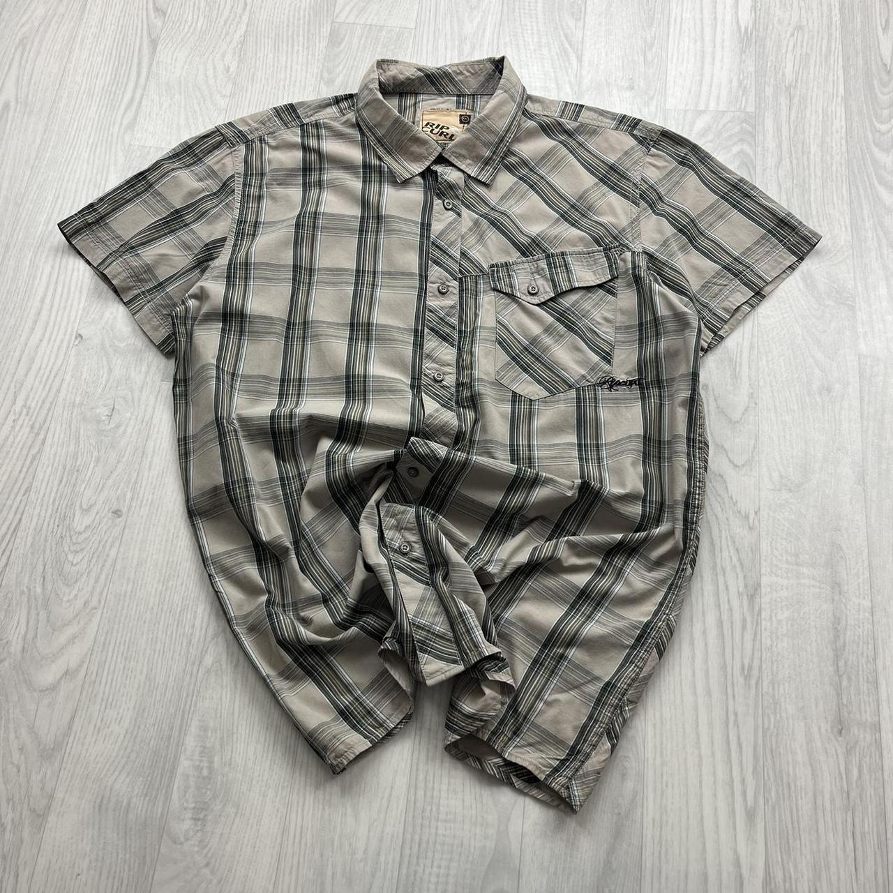 VINTAGE Y2K RIP CURL PLAID SHORT SLEEVE BUTTON UP SHIRT BEIGE