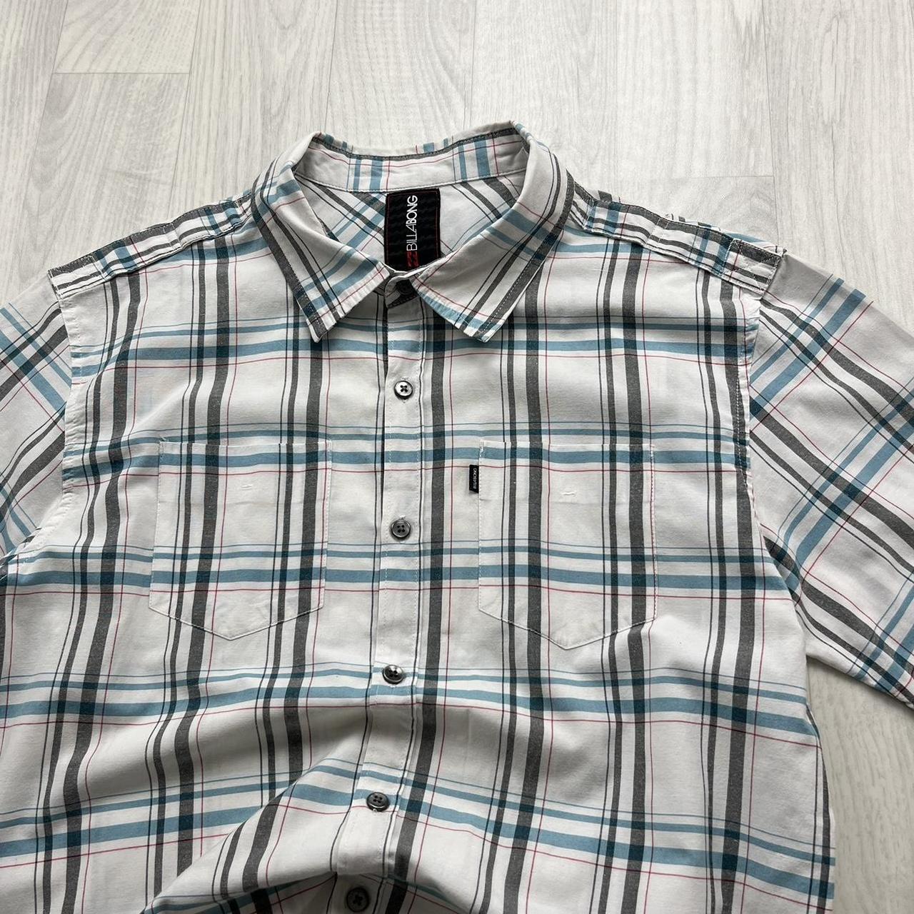 VINTAGE Y2K BILLABONG PLAID SHORT SLEEVE SHIRT WHITE