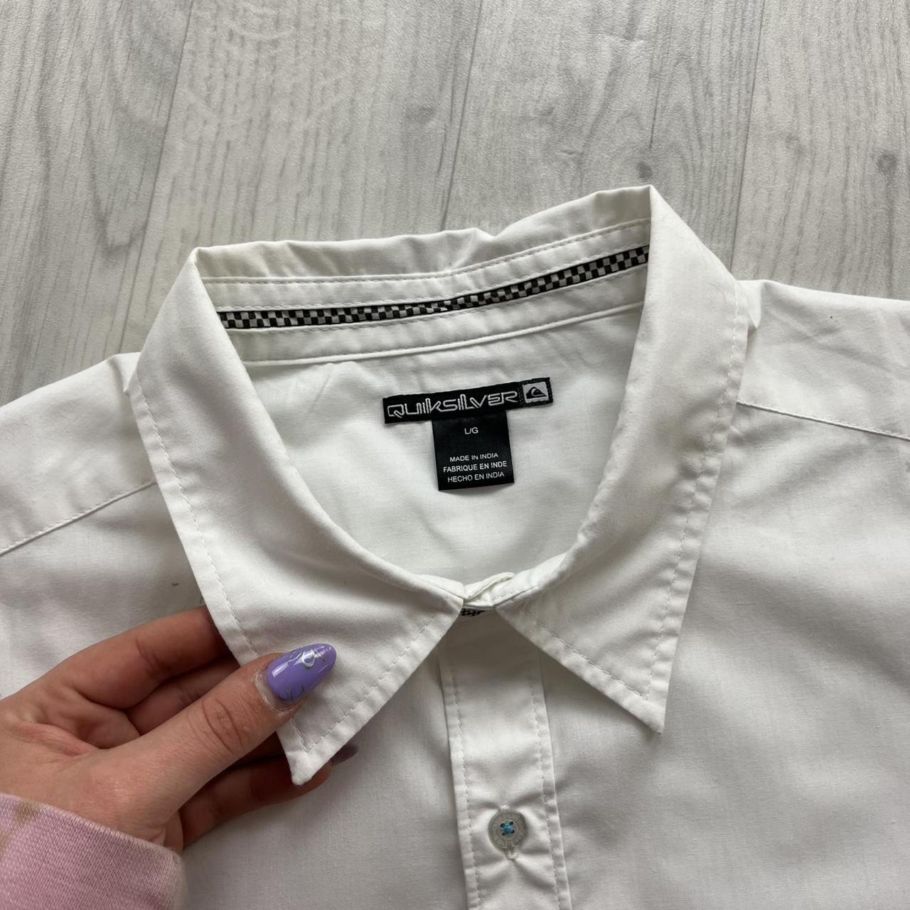 VINTAGE Y2K QUIKSILVER GRAPHIC SHORT SLEEVE SHIRT WHITE