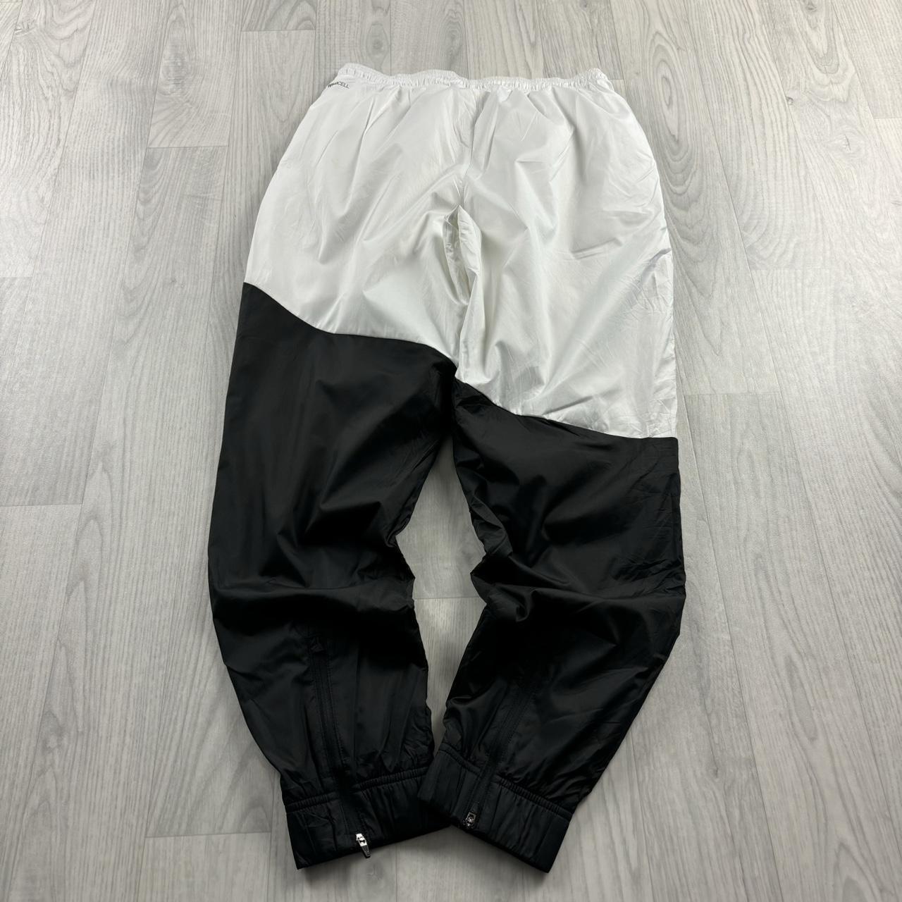 PUMA BAGGY TRACKSUIT BOTTOMS BLACK / WHITE
