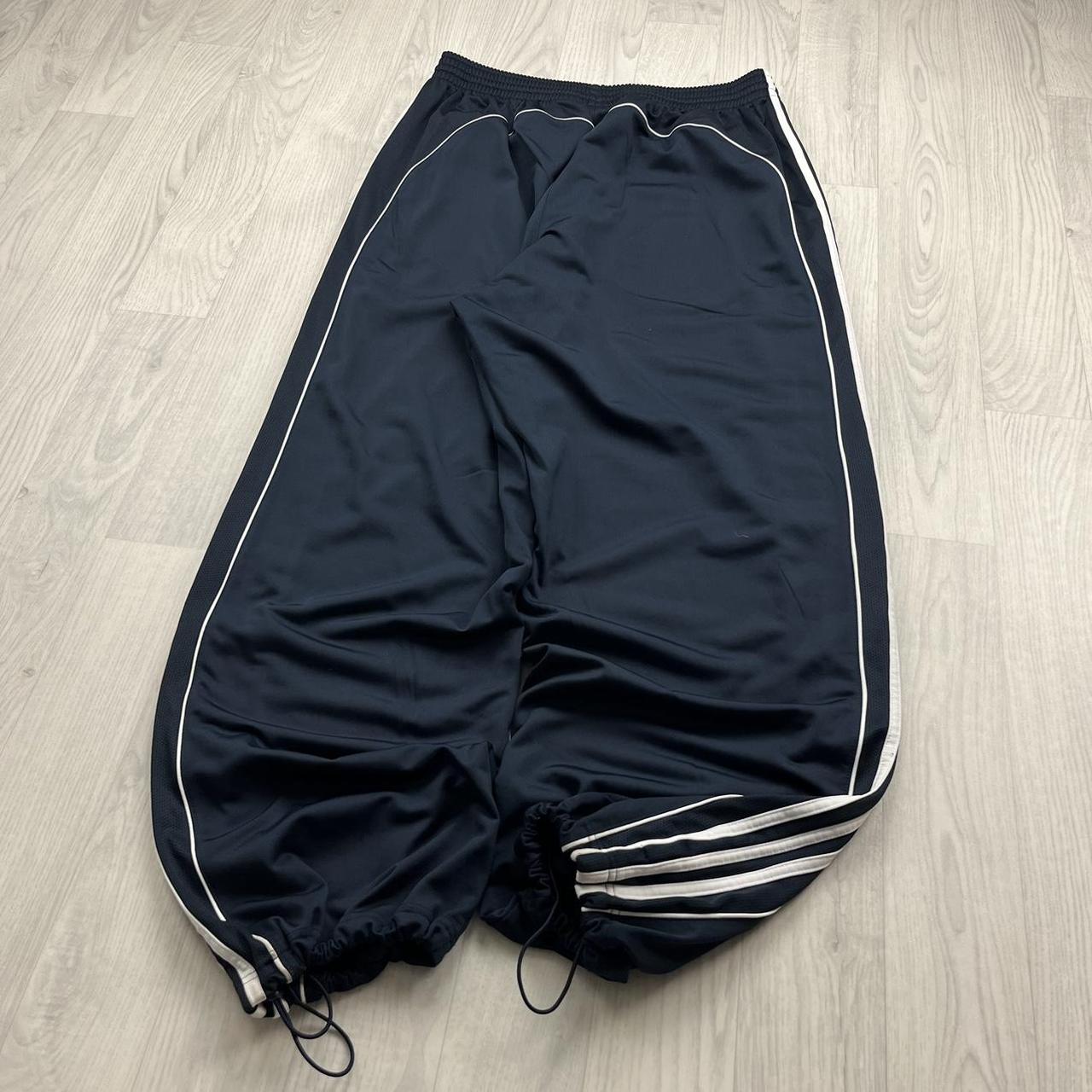 VINTAGE Y2K ADIDAS SIDE STRIPE TECHNICAL BAGGY TRACKSUIT BOTTOMS NAVY (2XL)