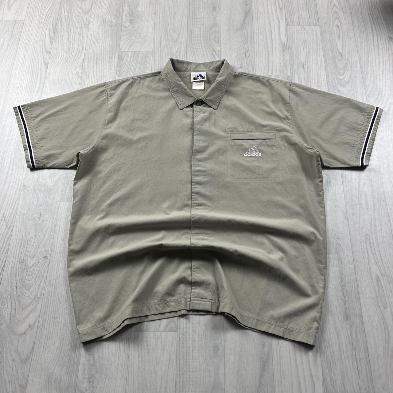 VINTAGE 90s ADIDAS SHORT SLEEVE SHIRT BEIGE