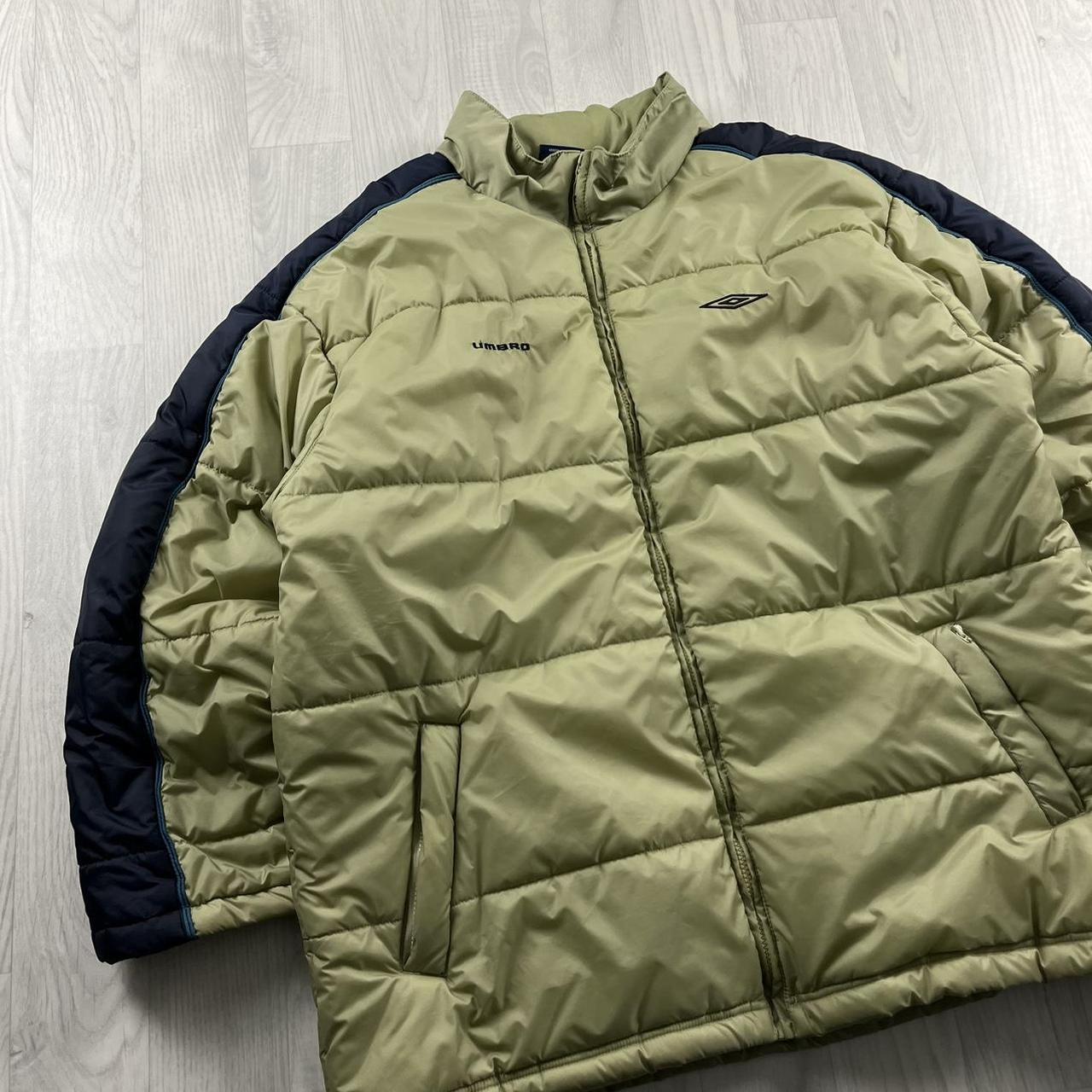 VINTAGE Y2K UMBRO PUFFER JACKET GREEN