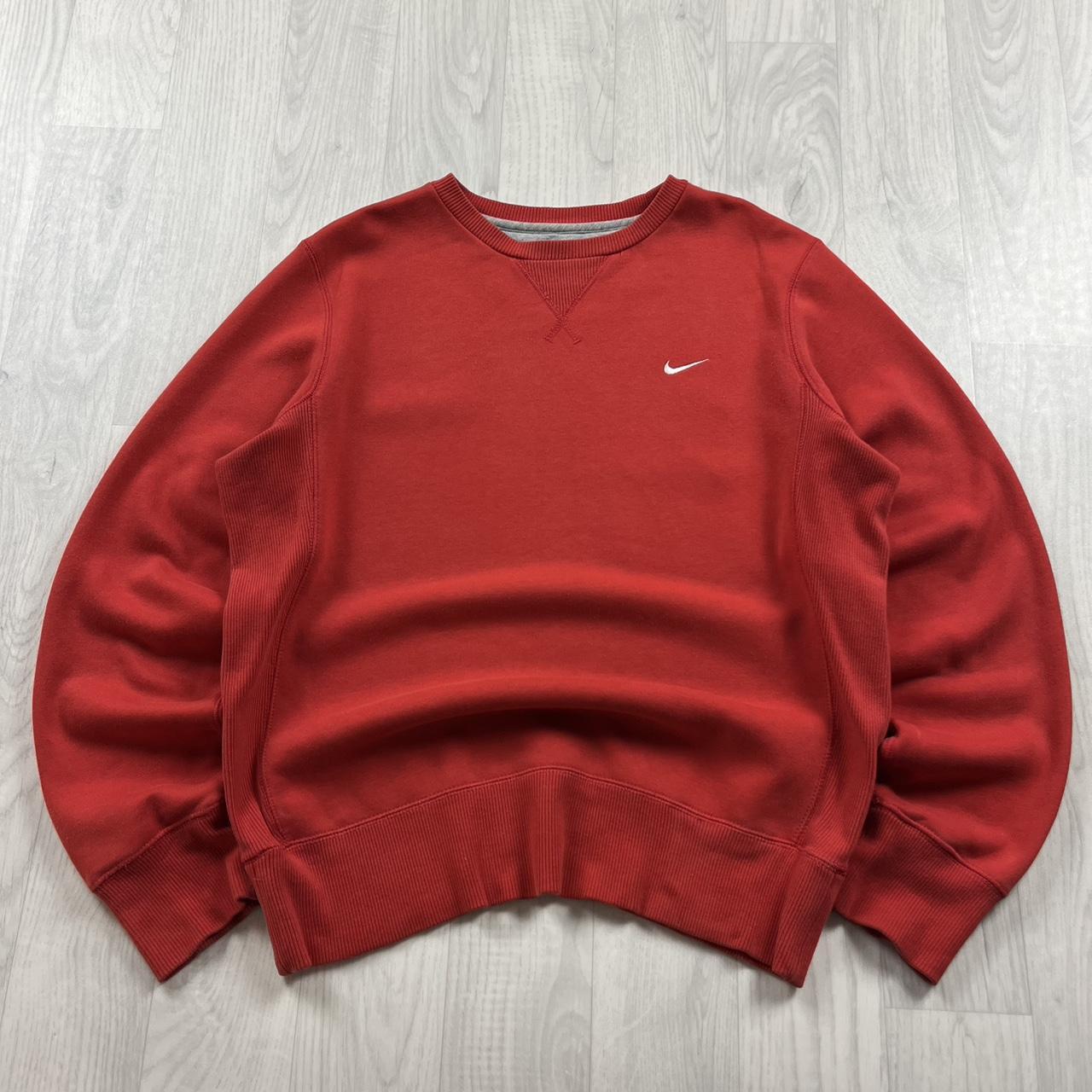 VINTAGE Y2K NIKE SWEATSHIRT RED