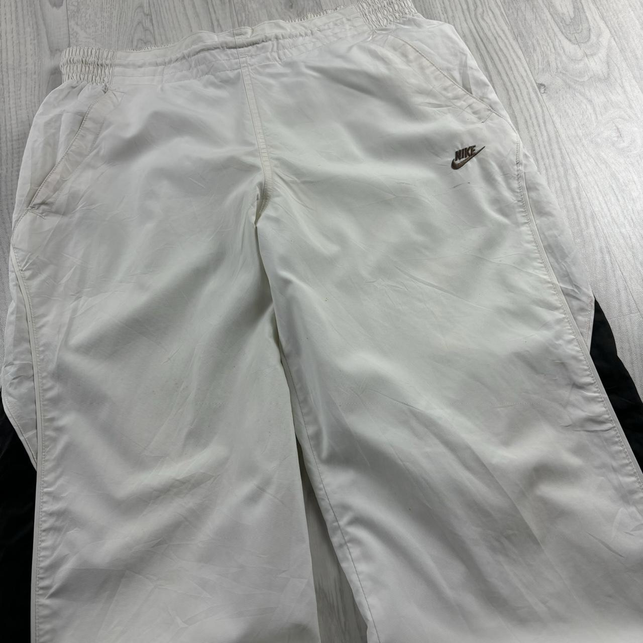 VINTAGE Y2K NIKE WIDE LEG BAGGY TRACKSUIT BOTTOMS WHITE