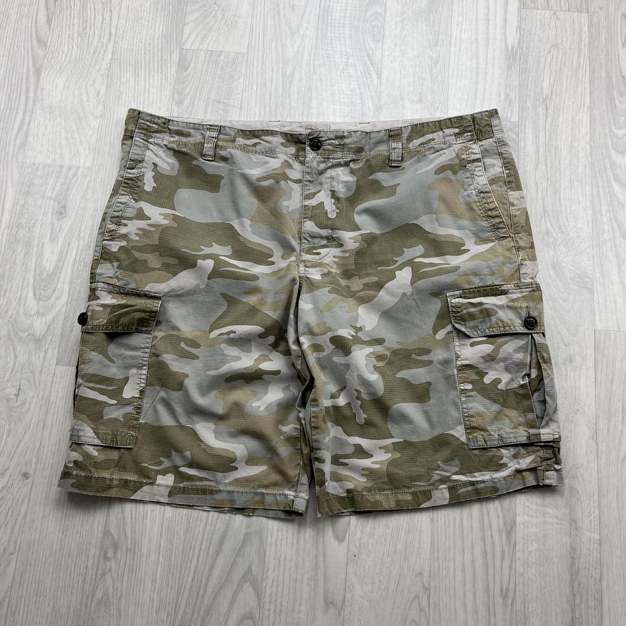 VINTAGE Y2K DOCKERS BAGGY CAMO CARGO SHORTS